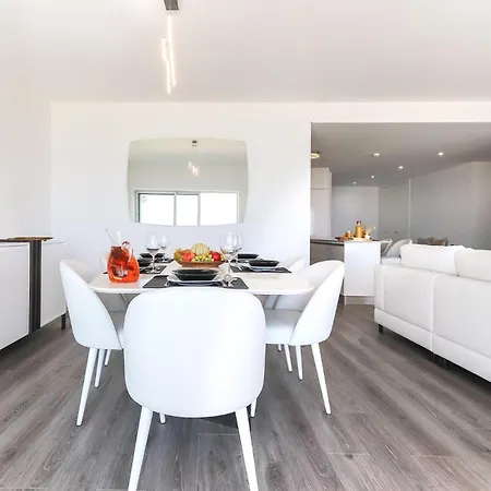 A&m Cliffs- Sea View