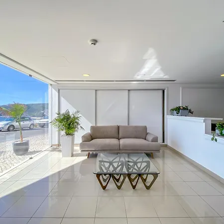 A&m Cliffs- Sea View Apartment Sesimbra